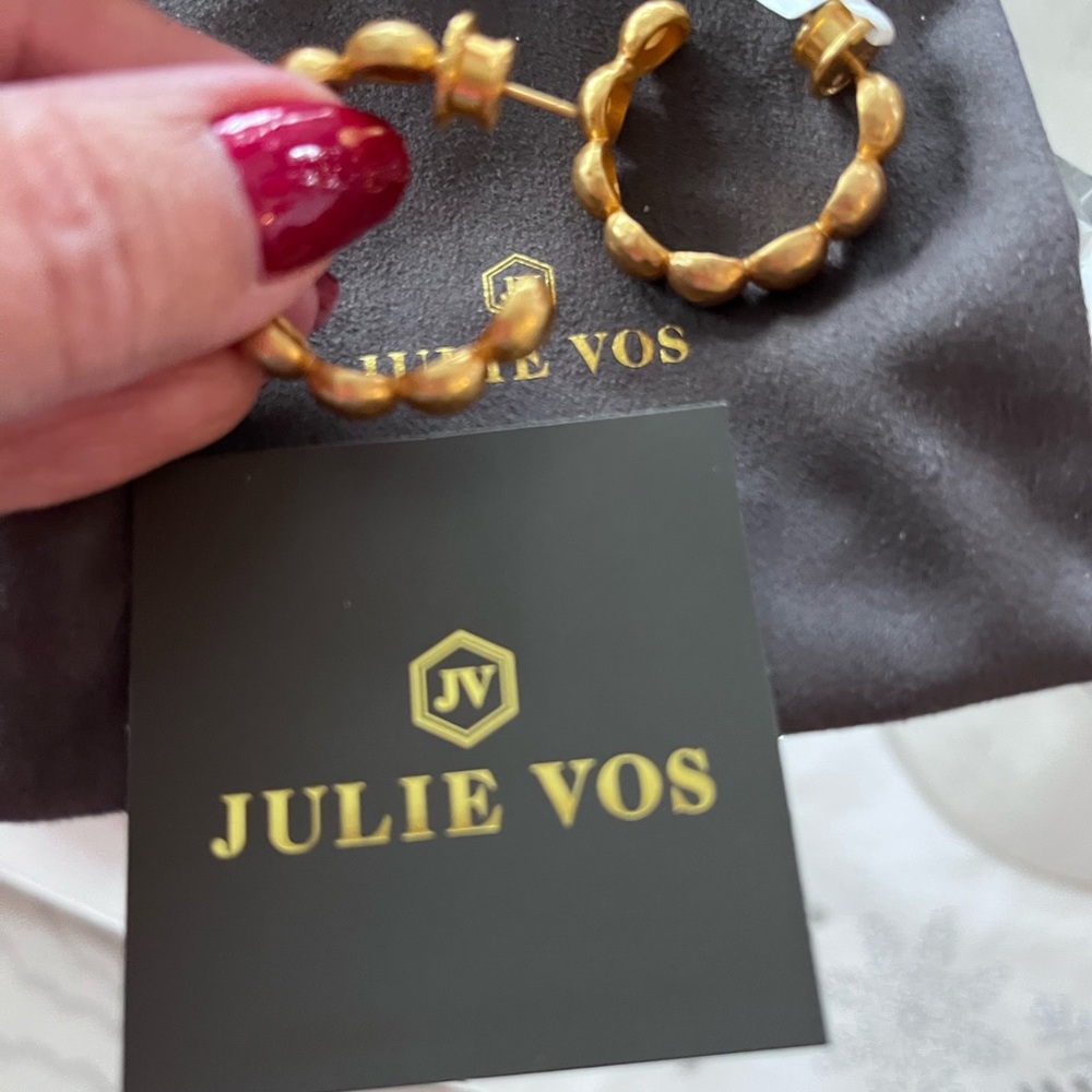 Julie Vos Solara Nova Hoop Earrings - Picture 7 of 9